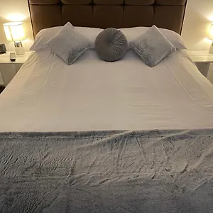 Bay Apartment